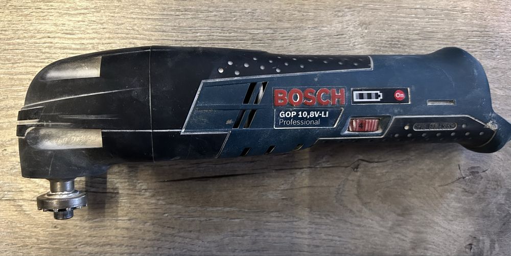 Wyrzynarka Bosch GST 12v-70 wielofunkcyjne Bosch GOP 10,8v-li L-boxx