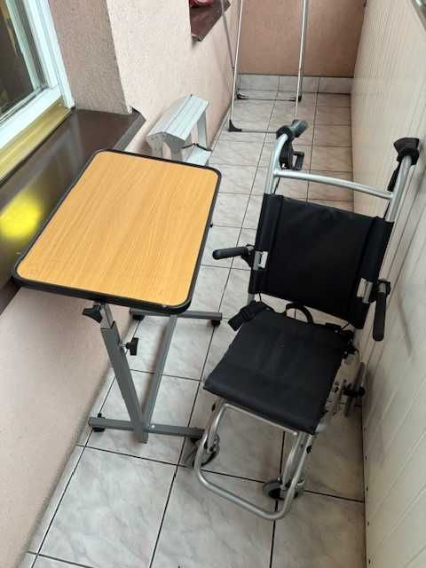 Stolik przyłóżkowy dla chorego