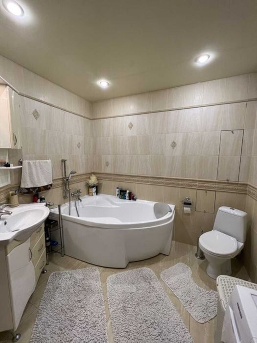 Продаж 3х кімнатної квартири у центрі