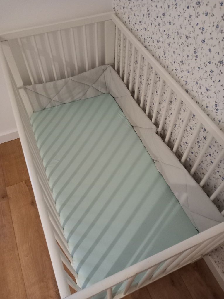 Łóżeczko dziecięce Ikea GULLIWER + barierka VIKARE