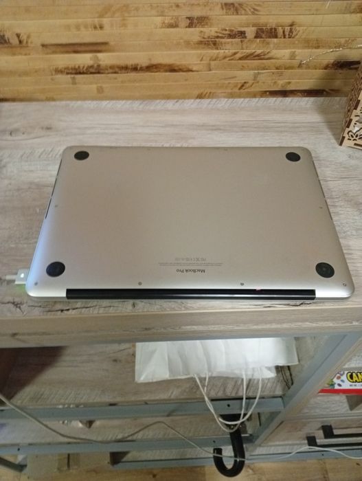 Продам MacBook Pro
