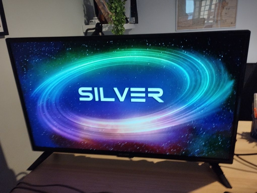 TV SILVER Led 32''