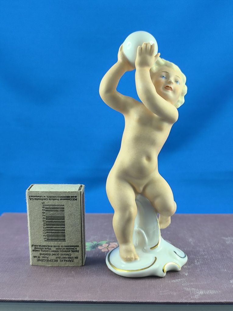 Putto z kulą Schaubach Kunst Wallendorf Niemcy #porcelana #ozdoba