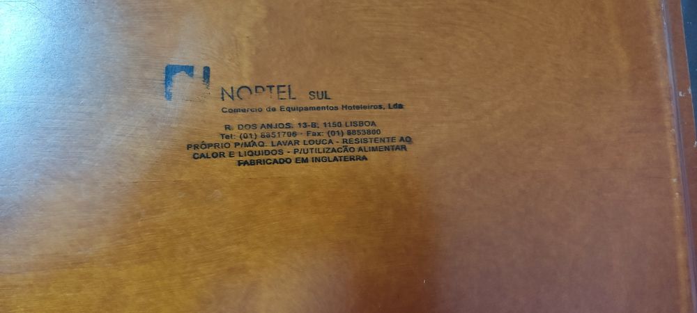 Tabuleiros de restauração restaurante madeira bom estado 100unidades