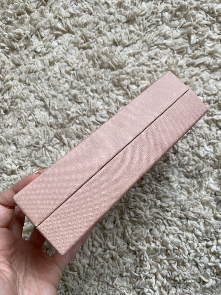 Pudełko, etui po okularach miu miu