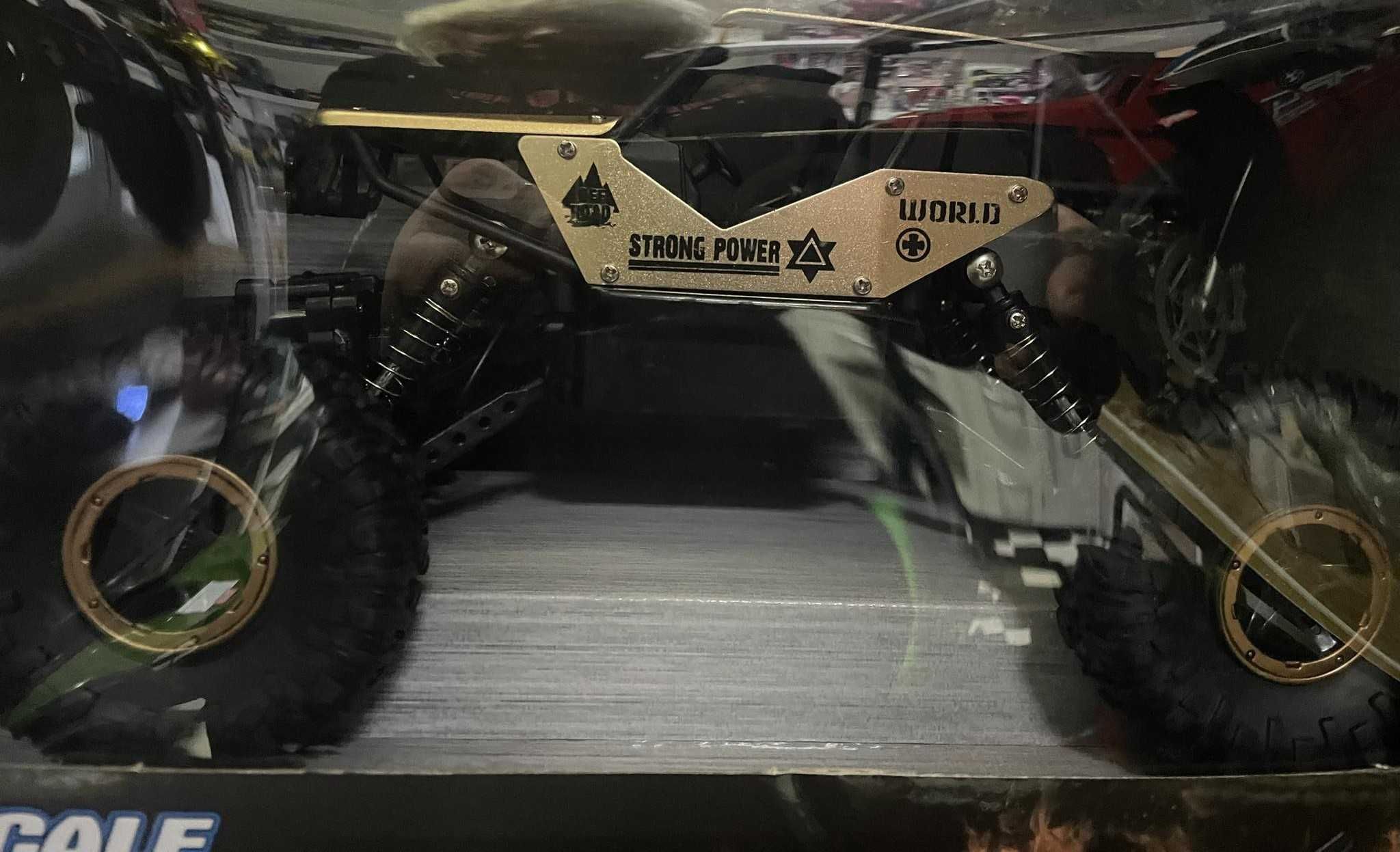 Auto Monster RC Wysokie Koła 1:18  Czarne Złote
