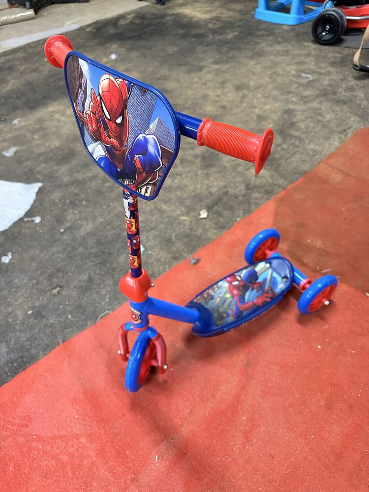 Trotinete crianca spiderman