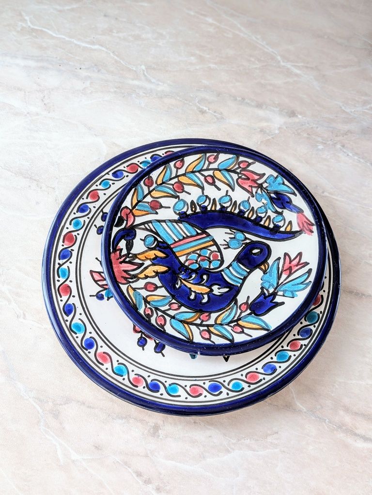 Dwa talerze ceramika artystyczna hiszpańska portugalska