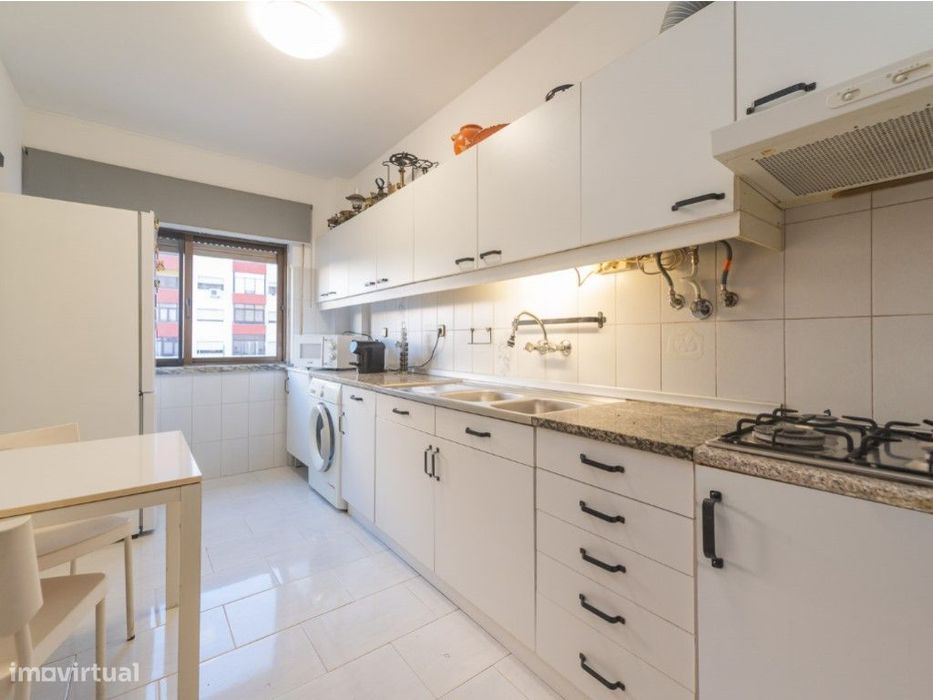 T1 em Massamá - Zona do Shopping