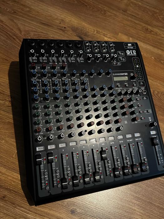 MIKSER RCF E12 / stan bardzo dobry