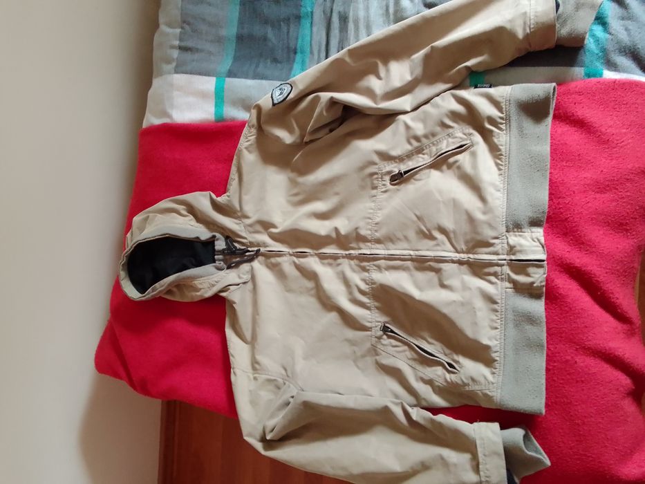 Kurtka Diverse z kapturem