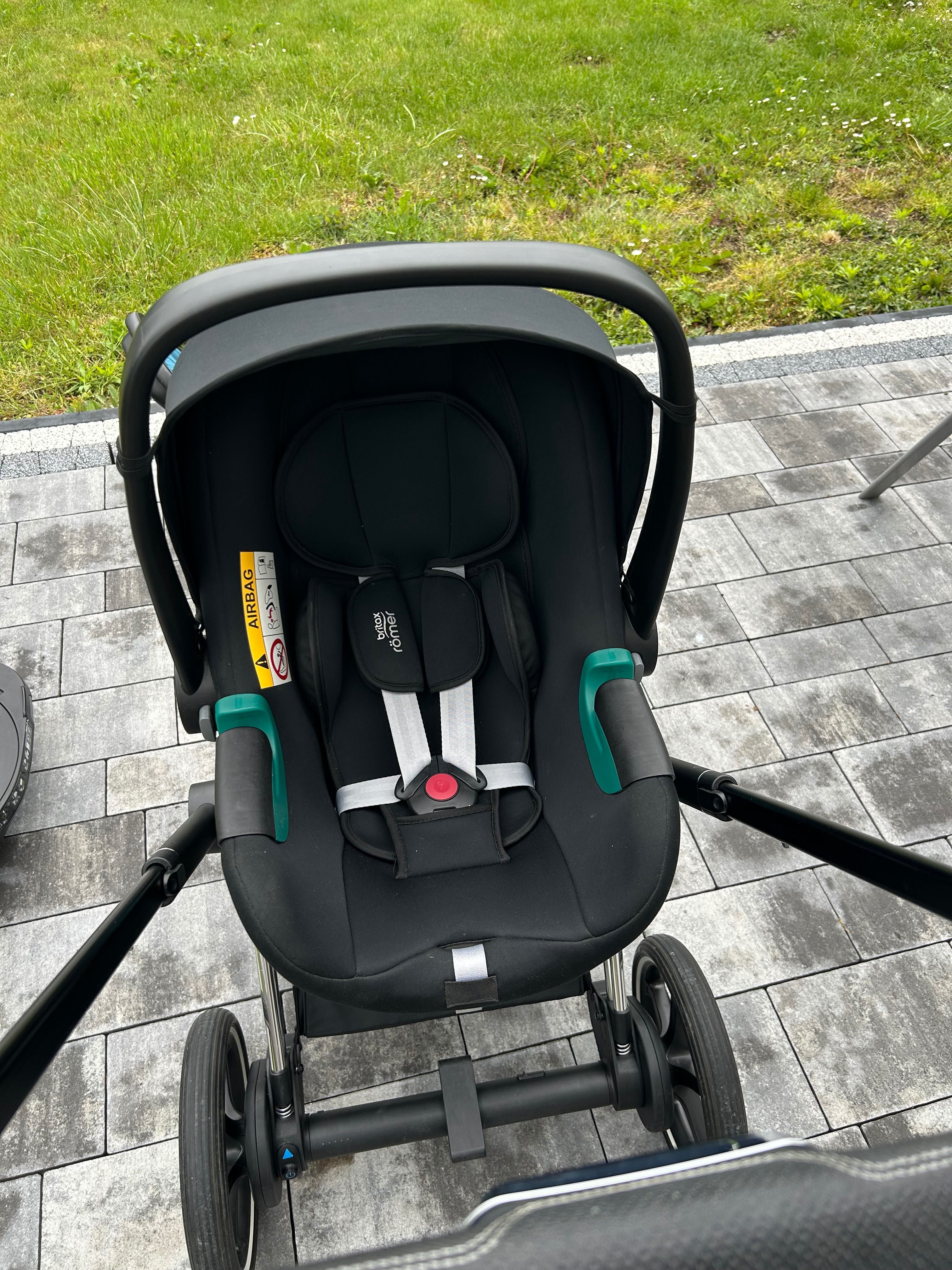 Cybex ePriam 4.0 + BRITAX BABY SAFE 3 i-Size z bazą ISOFIX