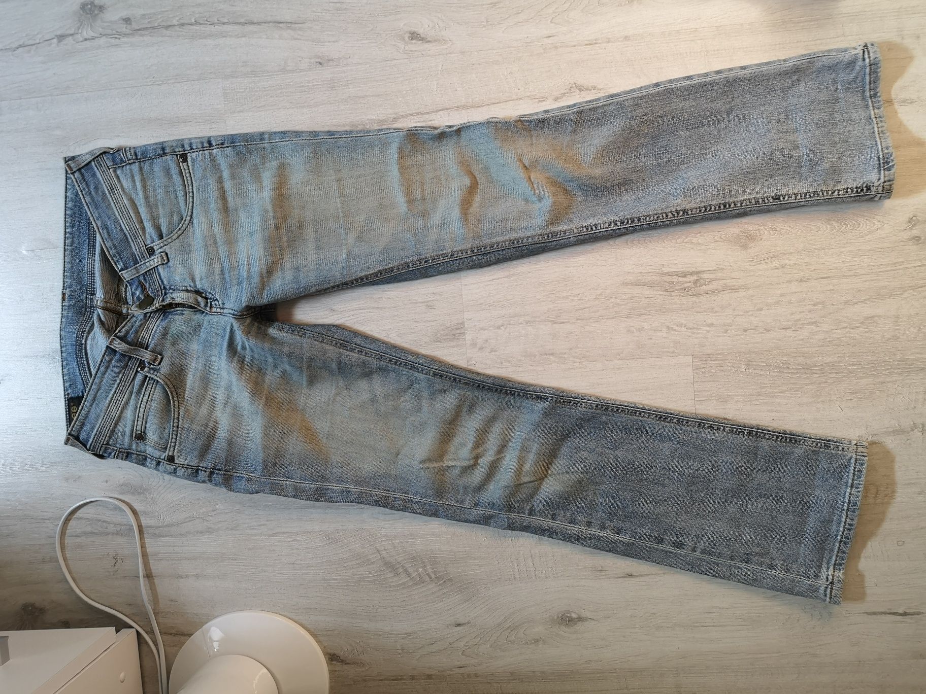 Paka jeansów Lee, Wrangler, C&A, Reserved, wysyłka w cenie