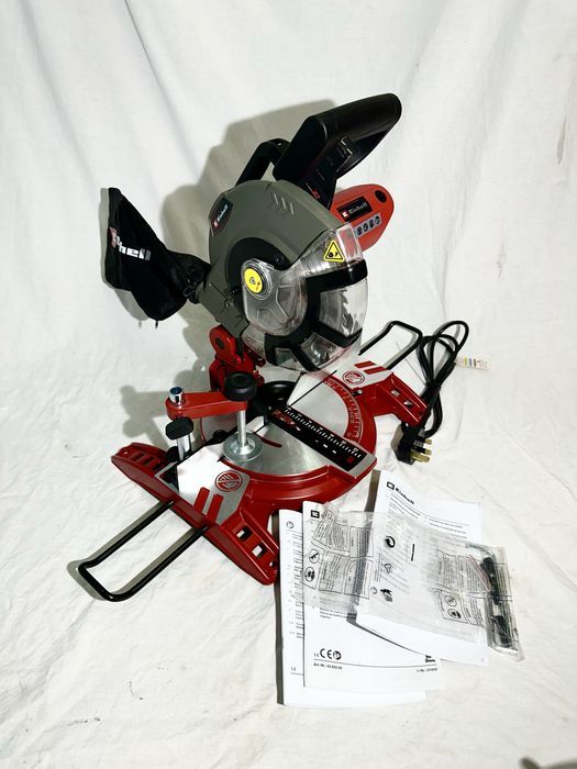 Пила торцовочная Einhell ТC-MS 2112! из Германии!
