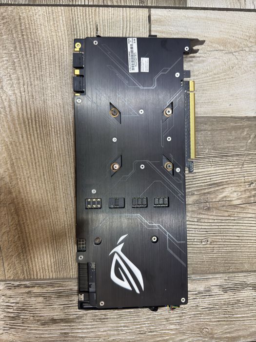 Продам відеокарту Asus Rog Strix 1070 8GB