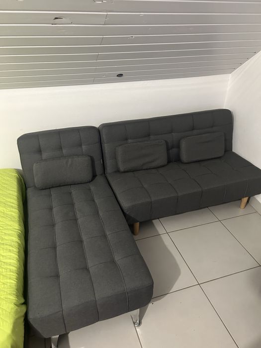 Sofá-cama moderno cinzento escuro