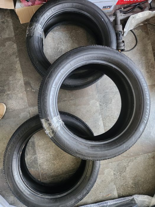 Bridgestone Turanza EL440 245 55 18