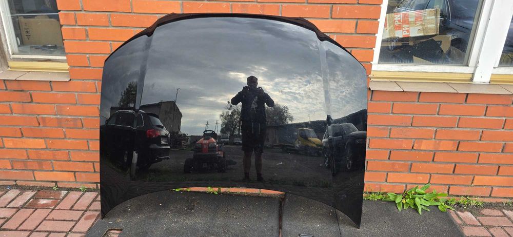 AUDI A3 8P Maska Pokrywa Silnika Duży grill LY9B