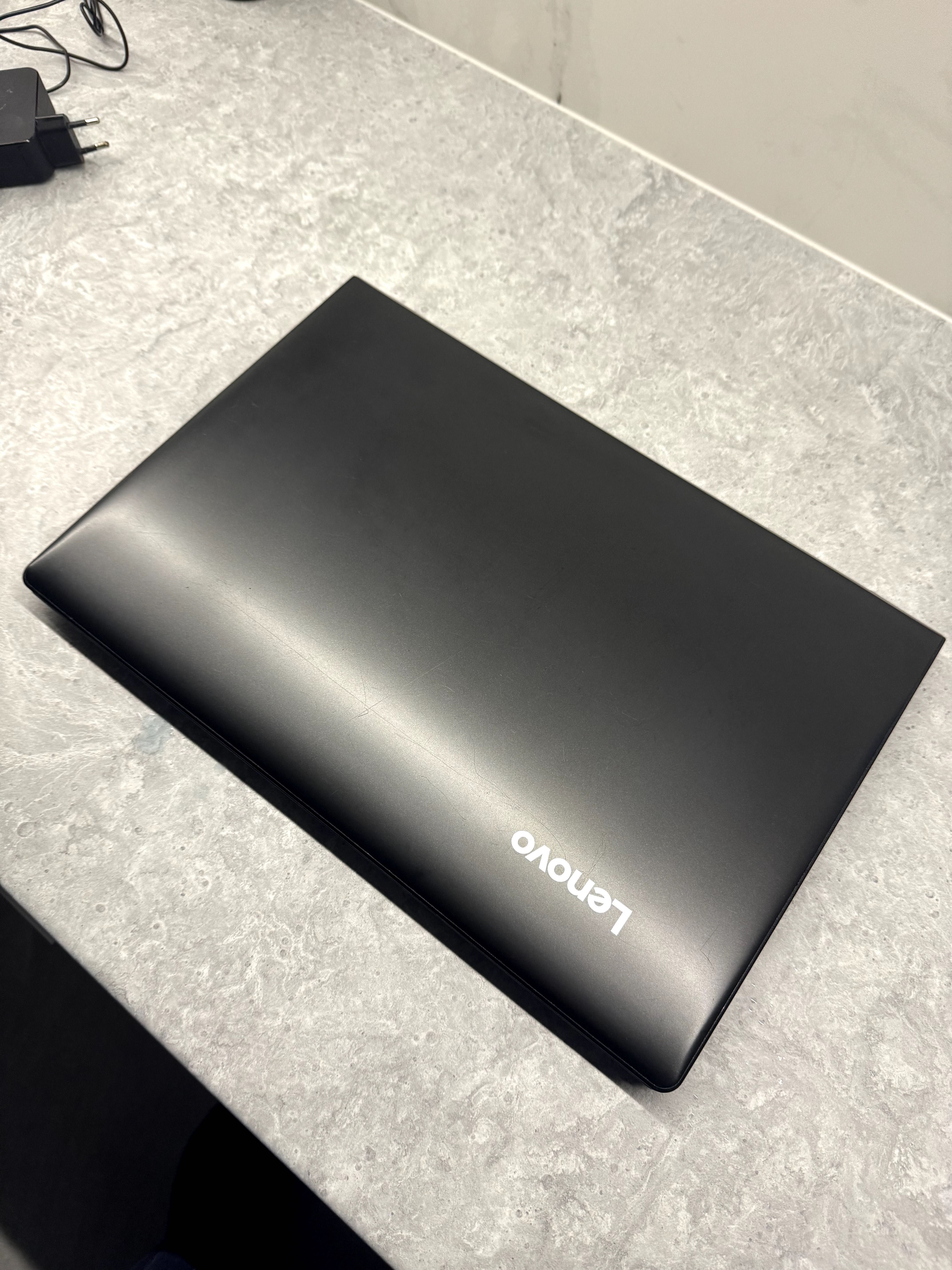 Ноутбук Lenovo ideapad SSD