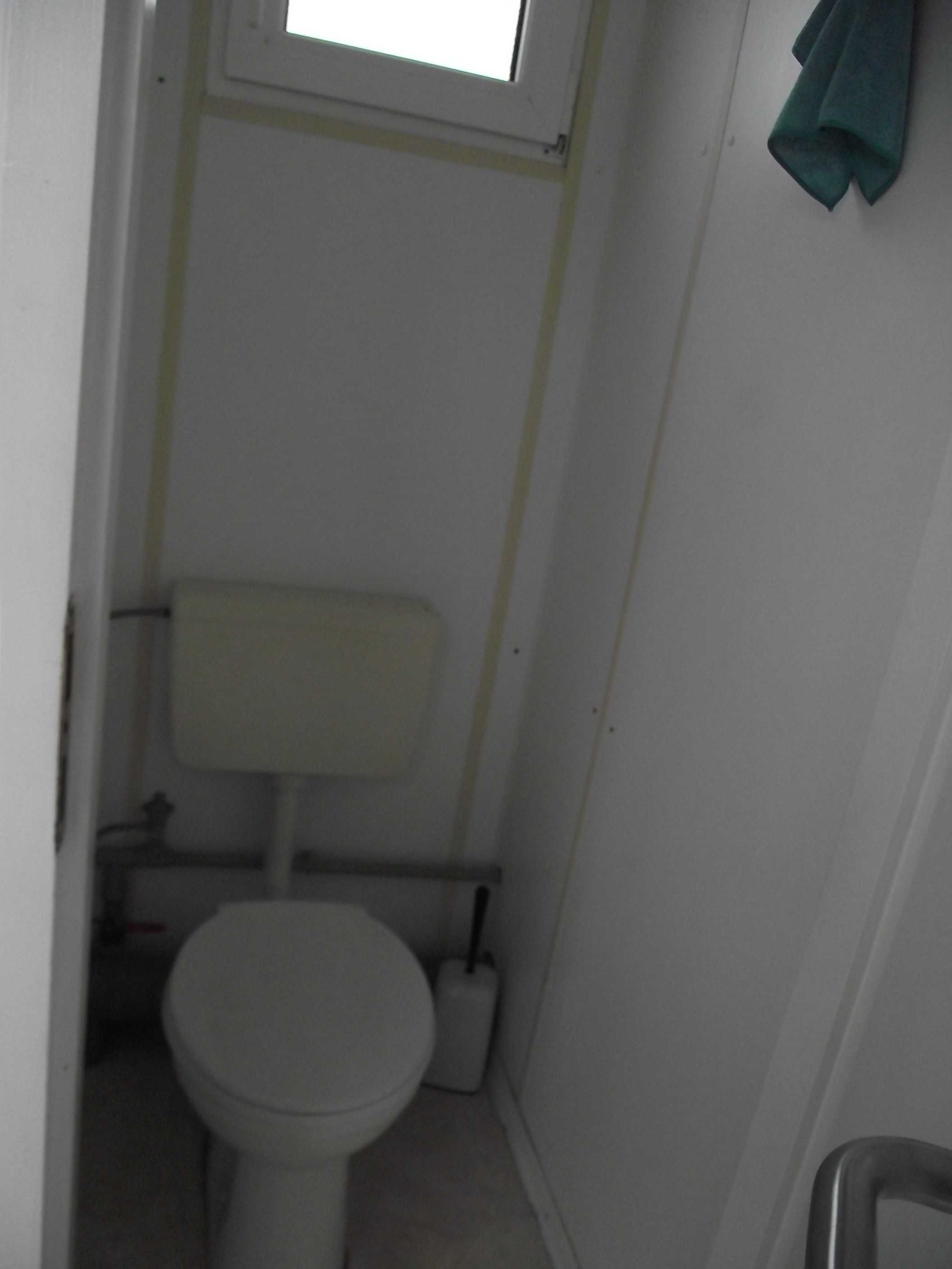 Kontener sanitarny WC damsko - męski z prysznicem socjalny prysznic