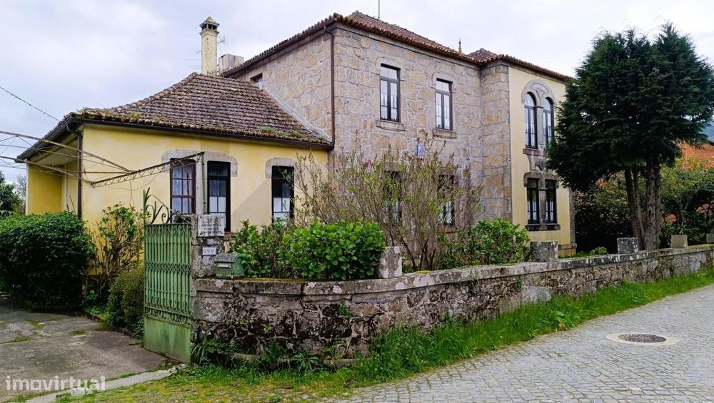 Fantástica Quinta – 17 Divisões Internas - Santiago De Besteiros - Ton