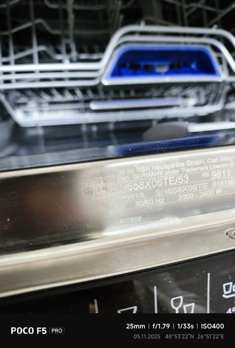 Посудомийна машина під вмонтування Siemens 60 см турбо сушка Zeolith