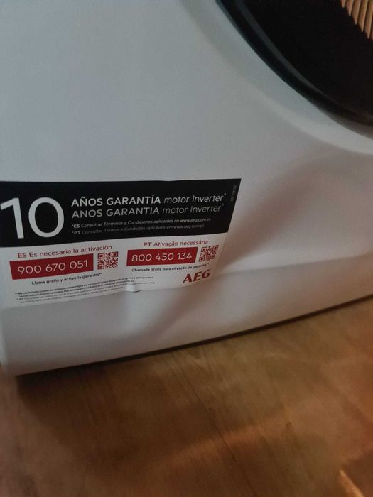 Máquina lavar roupa AEG LFR7394O4V
