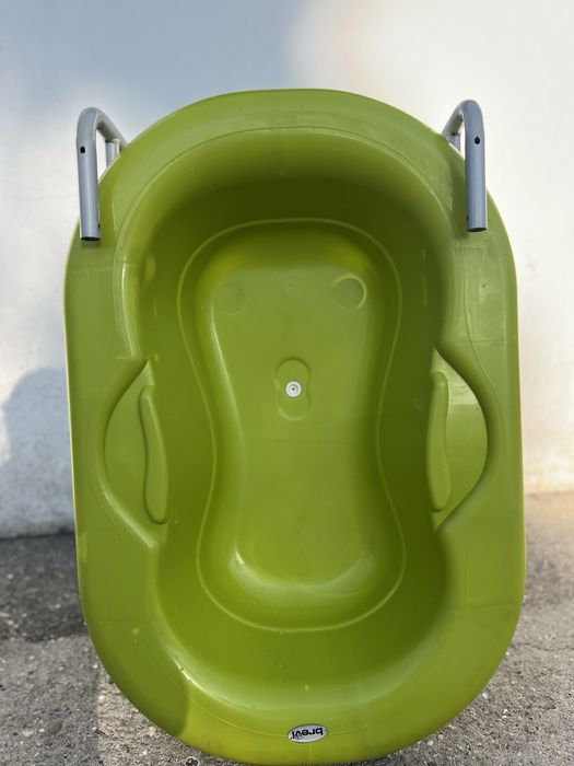 Banheira com muda fralda Brévi