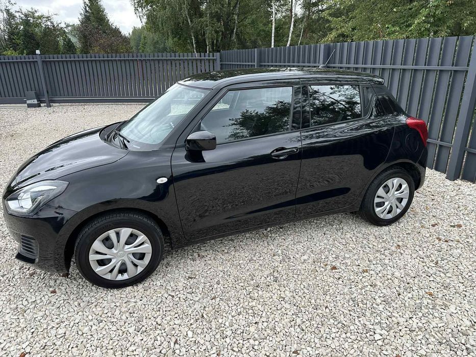 Suzuki Swift 1.2 Hybrid / Sprowadzony / Zarejestrowany / Ładny stan /