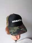 czapka z daszkiem trucker tirówka komatsu prezent /cat, bobcat, kubota