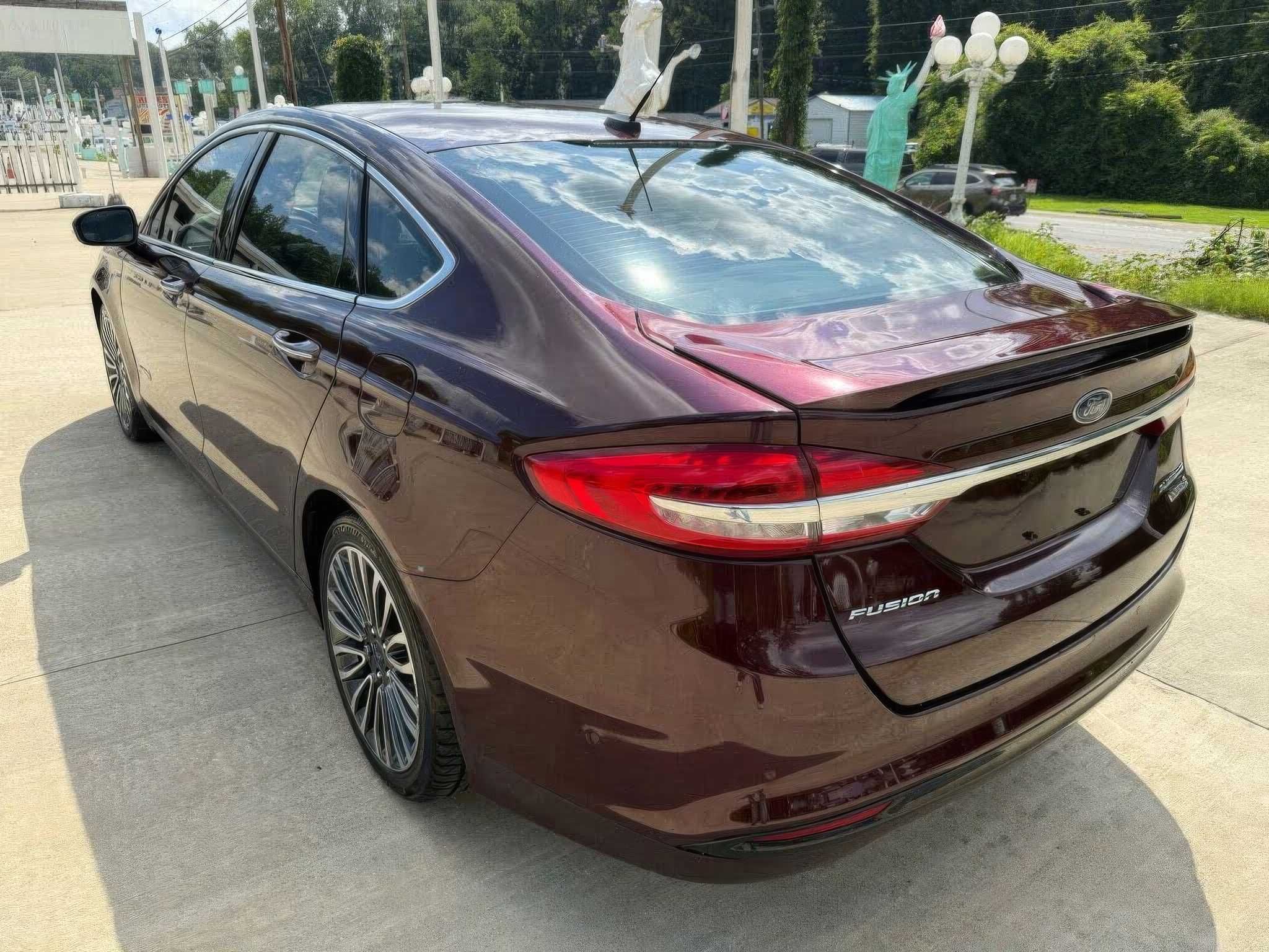 2018 Ford Fusion Hybrid Platinum FWD