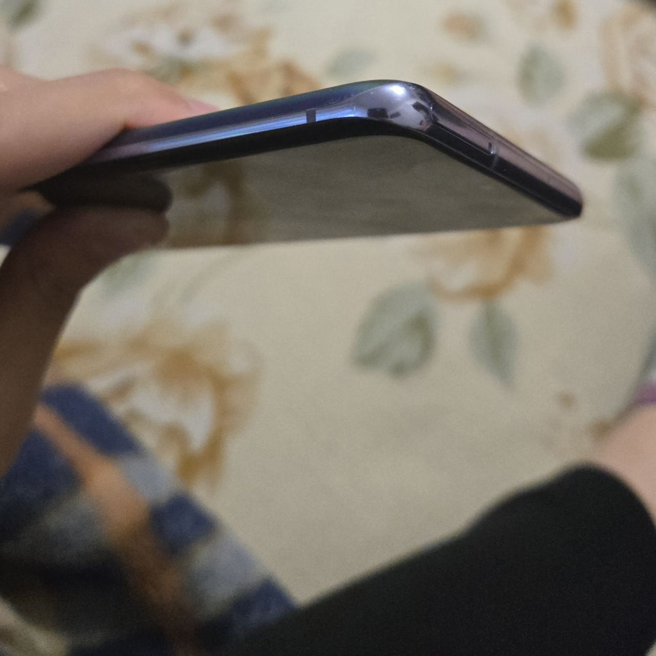 Продам Samsung s 20 plus bts edition 8/128