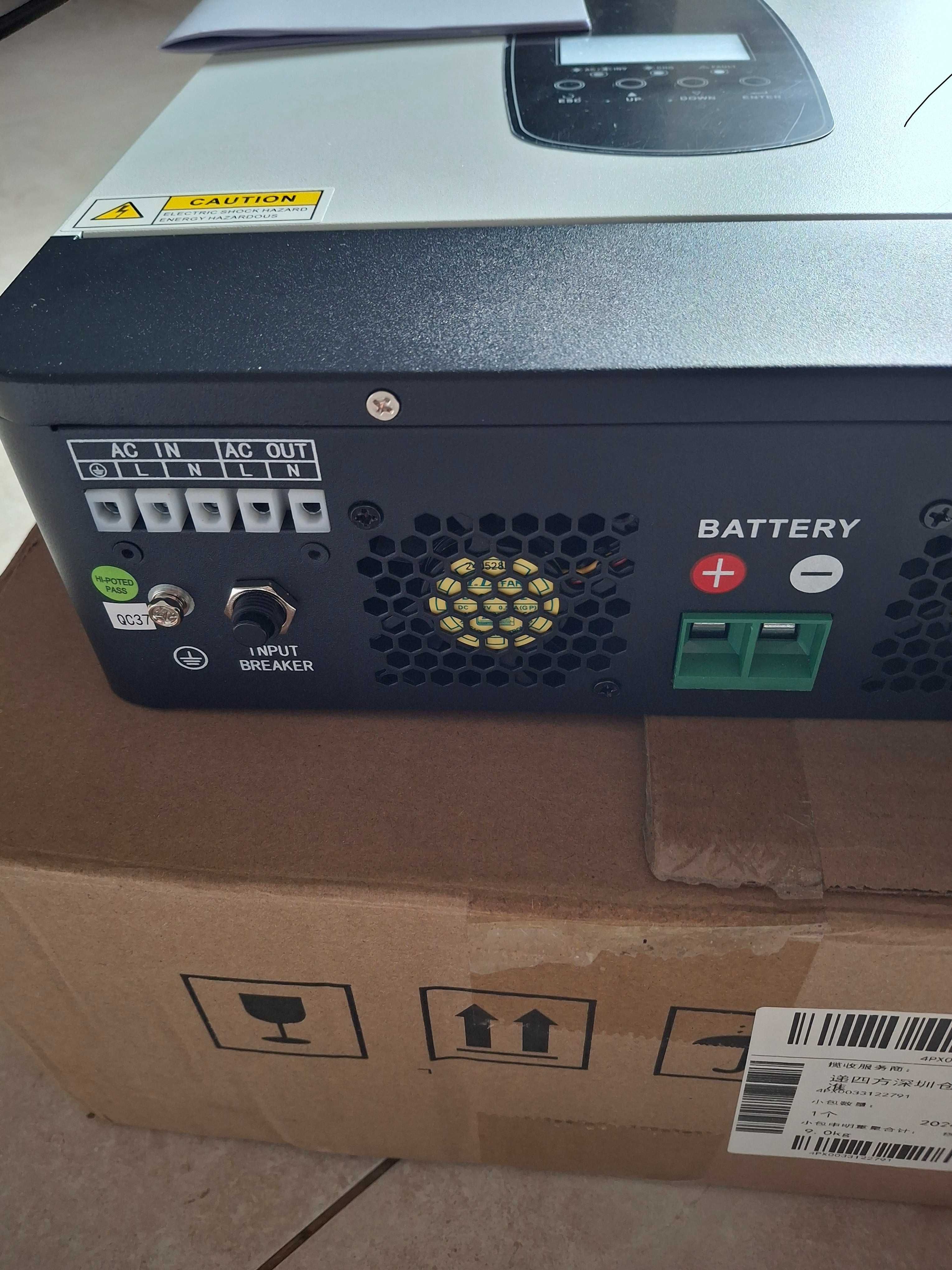 Гібридний інвертор  SP-2200   12в -1800W