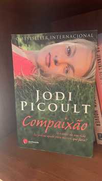 Livro "Compaixão", Jodi Picoult - portes incluidos