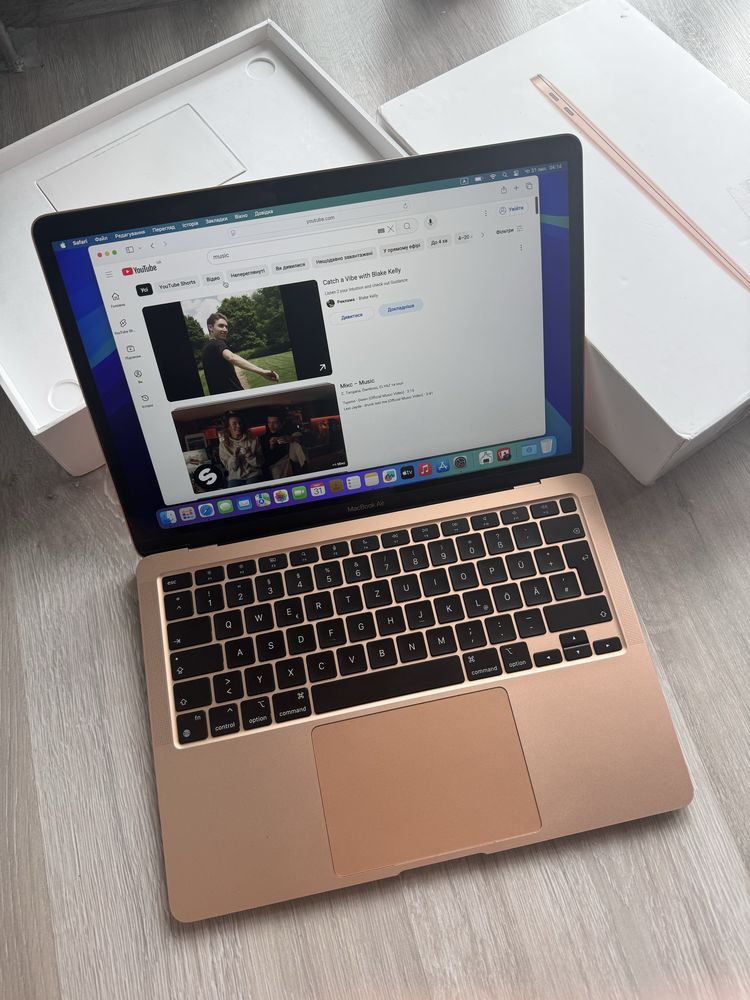 macbook air 13 m1 (2020) 94% 256Gb офіційний повний комплект