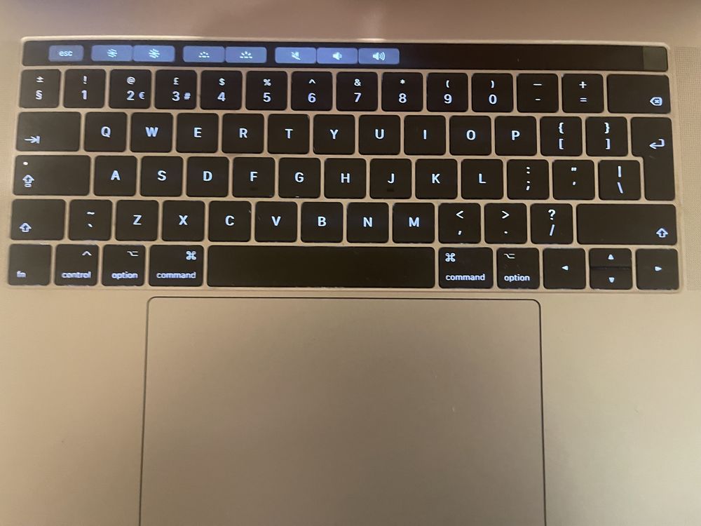 MacBook Pro 15" TouchBar Mid2017