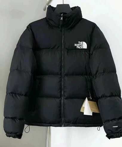 Czarna-kurtka -ITNFI- NorthFace-700-Rozmiary-M