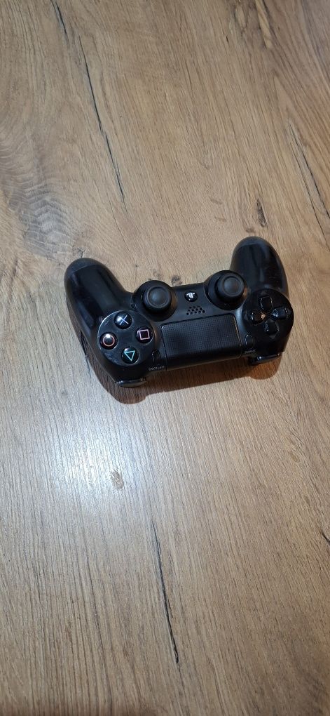 Poad od ps4 (sprzedam tanio i szybko)