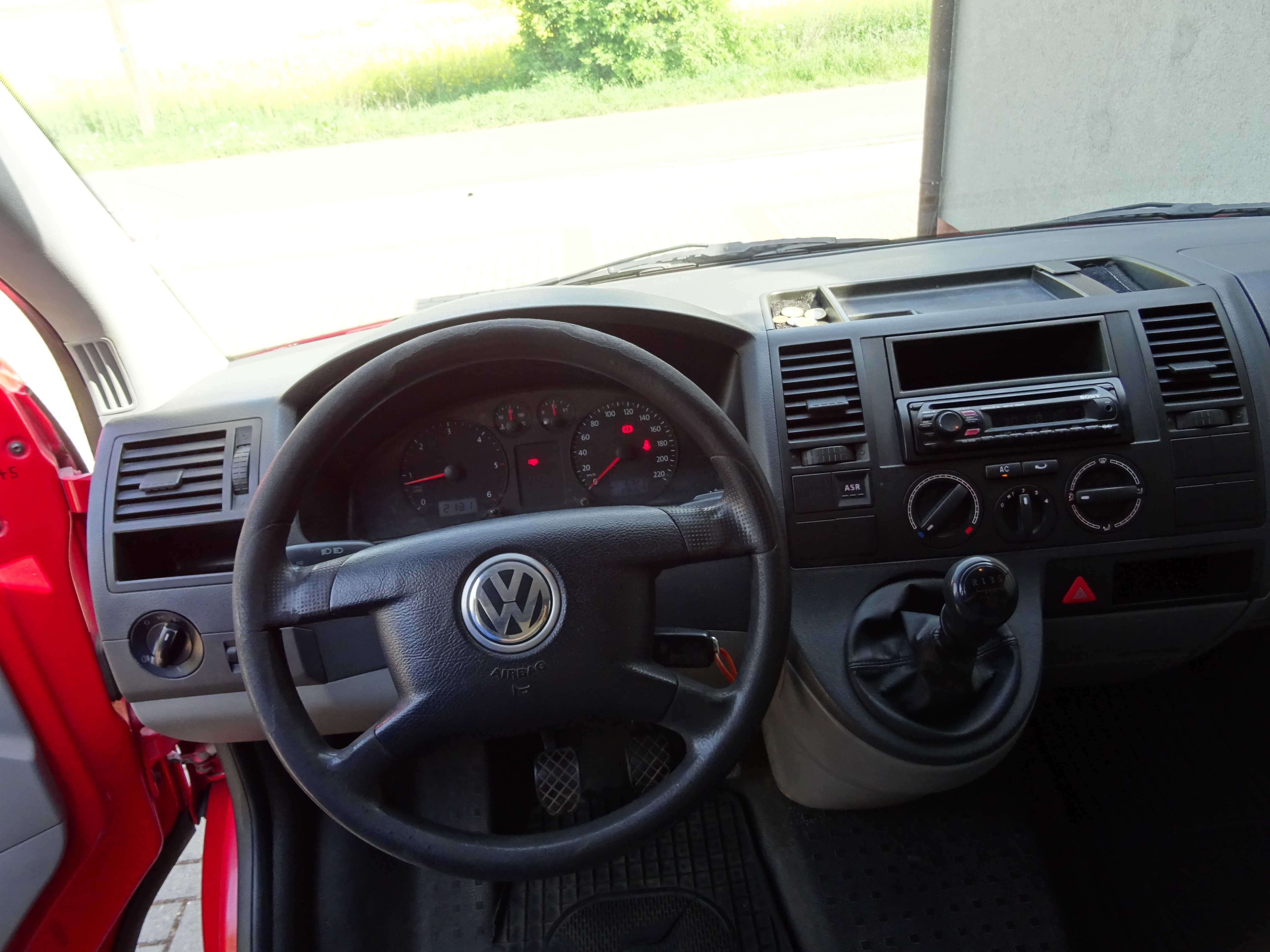 Volkswagen Transporter T5 2,5TDI