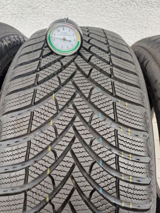 215/55R18 99V Semperit zimowe