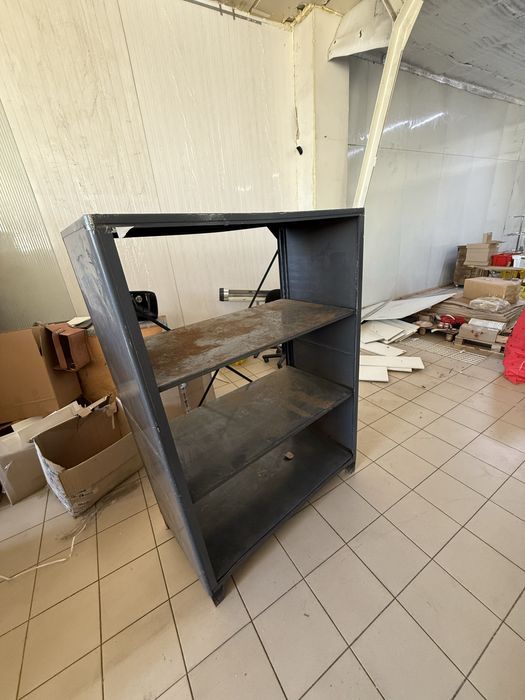 Стилажі металеві б/в