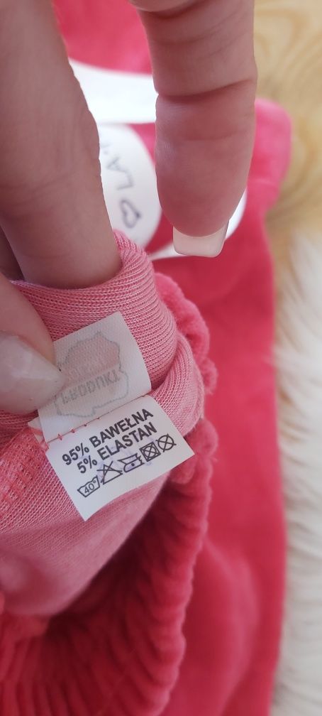 Komplet la perla spodenki szorty i bluza kangura krótka welurowa