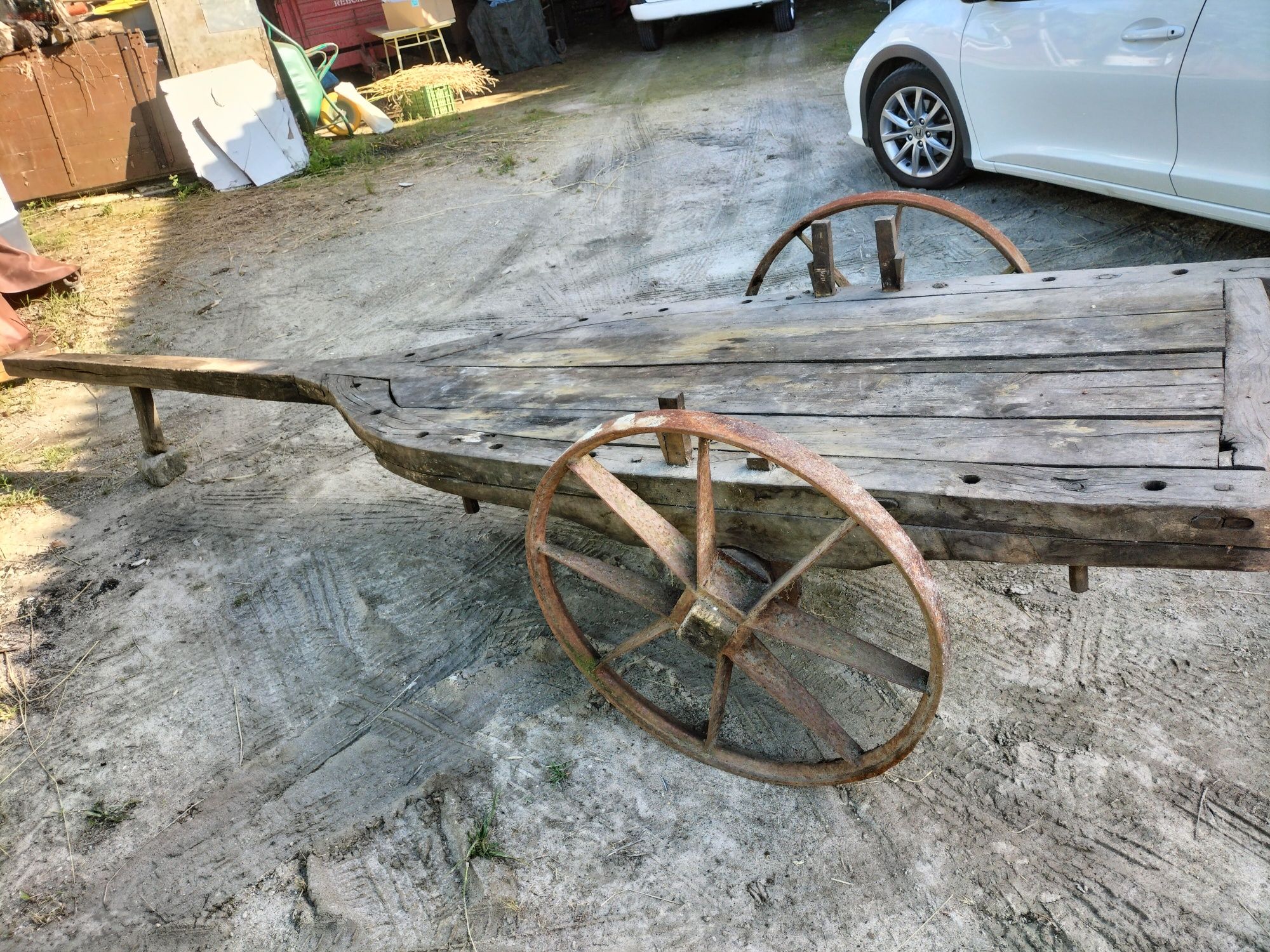 Carro de bois antigo.