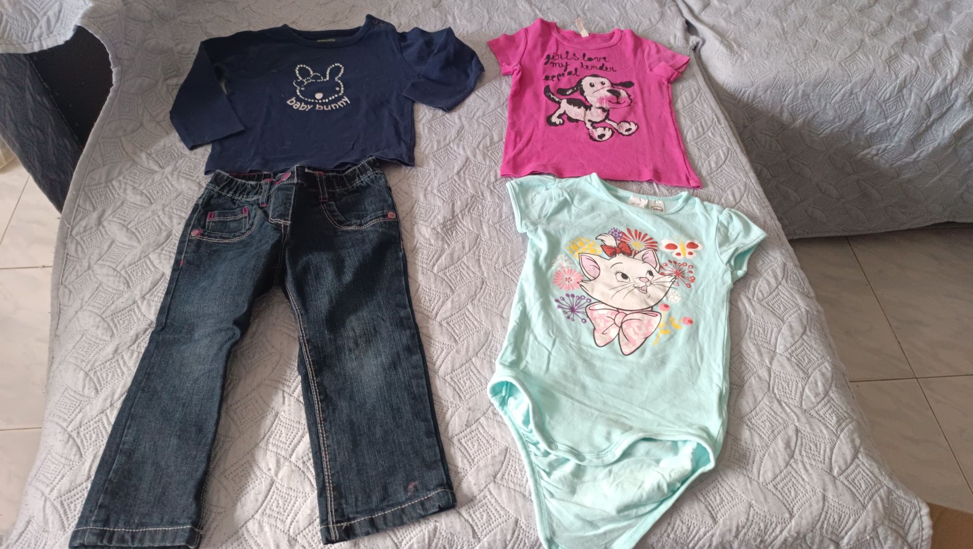 Roupa menina dos 12 aos 18 meses