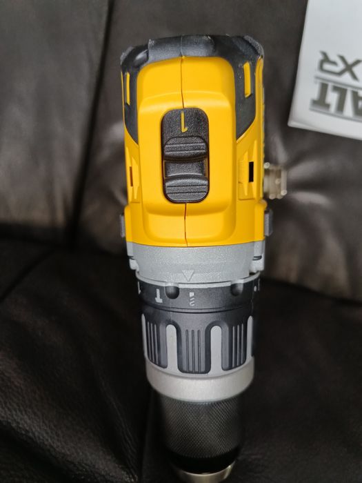 Дриль-шуруповерт акумуляторний безщітковий DeWALT DCD791