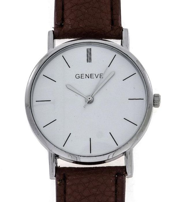 Relógio de pulso clássico Geneve. Como novo