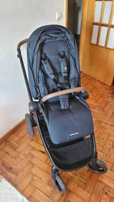 Maxi Cosi Pebble 360 graphite e Carrinho Street combo