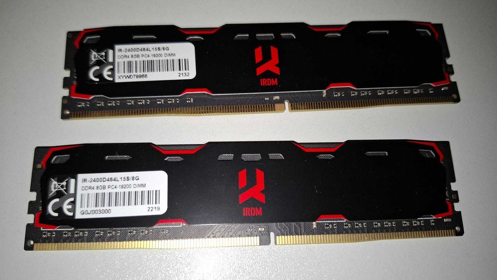 RAM IRDM Goodram 16 GB (8+8 GB) DDR4 2400 MHz CL15
