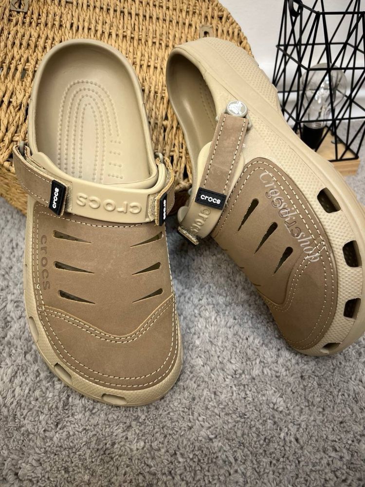 Crocs Yukon крокси чоловічі в чорному, коричневому та закі кольорах