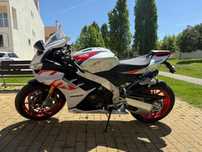 Aprilia RS  RSV4 Factory